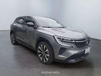 Usata Renault Austral Techno 200 CV (147 kW) 2023 Grigio SUV