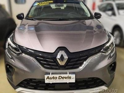 Usata Renault Captur Business 91 CV (66 kW) 2021 Grigio scuro SUV