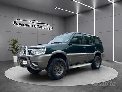Usata Nissan Terrano 125 CV (91 kW) 2002 Verde SUV
