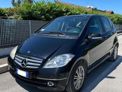 Nero Usata 2010 Mercedes A160 Utilitaria | 4300 € (Buon prezzo)