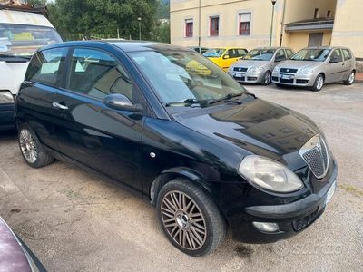 usata Lancia Ypsilon 1.3 mjt