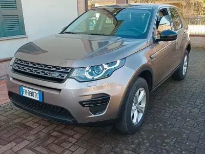 Usata Land Rover Discovery Sport HSE 150 CV (110 kW) 2017 Marrone SUV