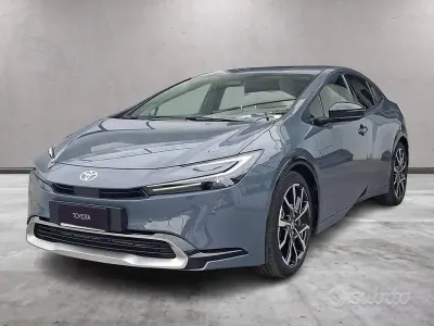Usata Toyota Prius Lounge 223 CV (164 kW) 2025 Grey met Utilitaria