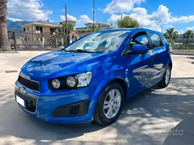 Usata Chevrolet Aveo LT 86 CV (63 kW) 2012 Blu Berlina