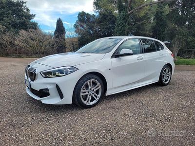 Usata BMW 116 M Sport 109 CV (80 kW) 2022 Bianco Utilitaria