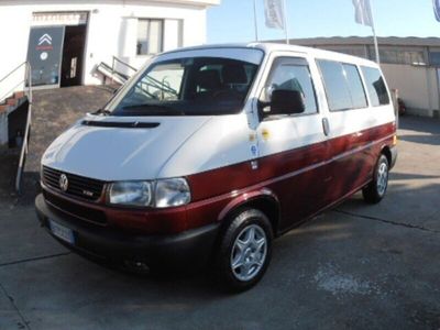 usata VW Transporter Veicoli CommercialiFurgone TDI/102CV cat Carav. Comfortl del 2001 usata a San Vincenzo