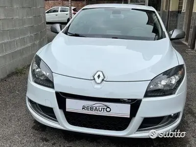 Usata Renault Mégane GT Line GT-Line 150 CV (110 kW) 2011 Bianco Coupé