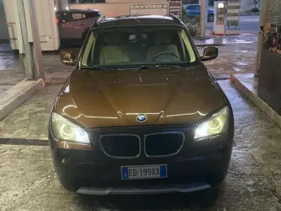 Usata BMW X1 177 CV (130 kW) 2010 Marrone SUV