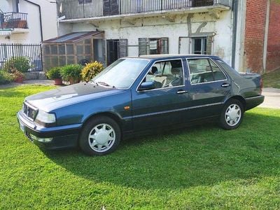 Usata Lancia Thema 147 CV (108 kW) 1989 Blu Berlina