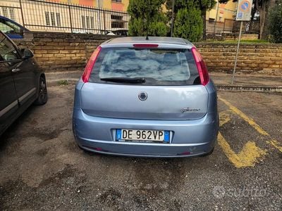 Blu Usata 2007 Fiat Grande Punto Utilitaria | 1700 € (Ottimo prezzo)