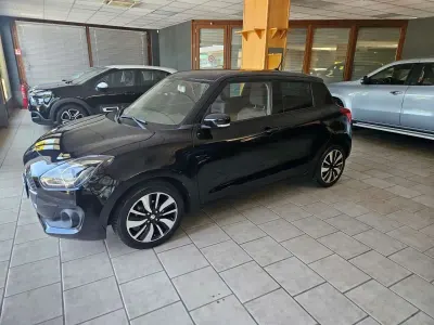 Usata Suzuki Swift 111 CV (81 kW) 2019 Nero Utilitaria
