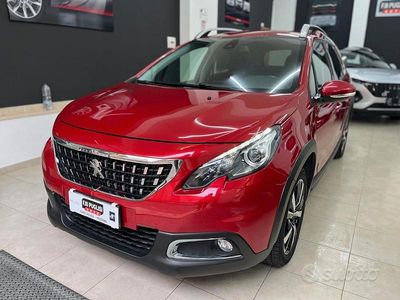 Usata Peugeot 2008 Allure 102 CV (75 kW) 2018 Rosso SUV