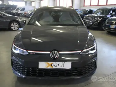 Usado VW Golf VIII GTI 245 CV (180 kW) 2024 Gris Berlina