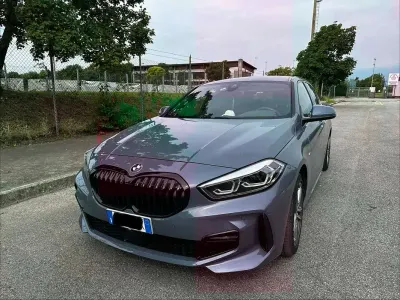 Usata BMW 118 M Sport 150 CV (110 kW) 2023 Grigio Berlina
