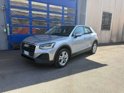 Usata Audi Q2 Ambiente 116 CV (85 kW) 2022 Argento rugiada metallizzato SUV