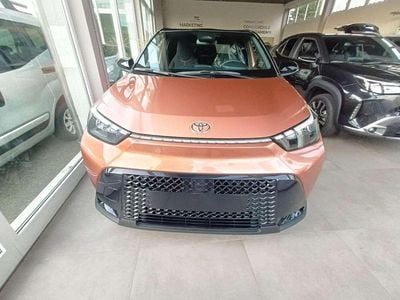 Cinnamon brown Nuova 2025 Toyota Aygo X SUV | 21.000 €