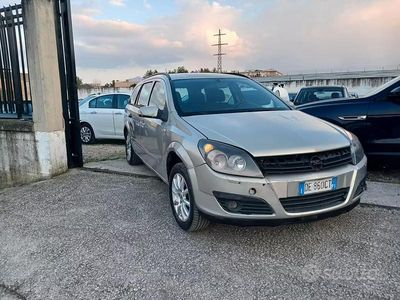 Usata Opel Astra Club 2007 Grigio Station wagon