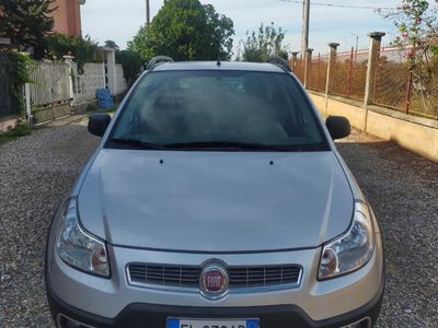 usata Fiat Sedici 1.6 benz. 4x4 anno 2012