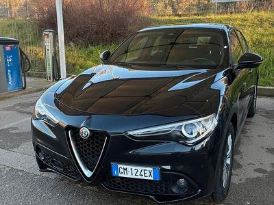Usata Alfa Romeo Stelvio Business 190 CV (139 kW) 2022 Nero SUV