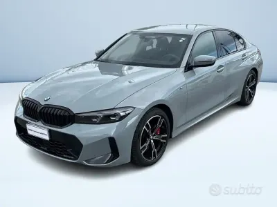 Usata BMW 320 M Sport 190 CV (139 kW) 2025 Grigio Berlina