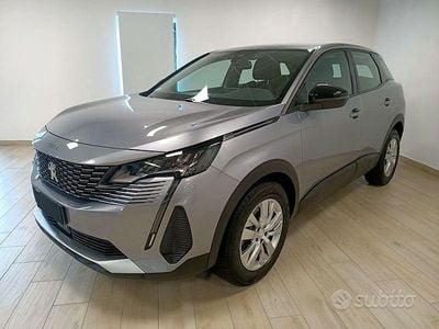 Usata Peugeot 3008 Active 131 CV (96 kW) 2022 Grigio SUV