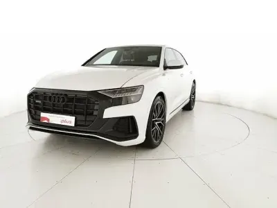 Usata Audi Q8 Sport 286 CV (210 kW) 2022 Bianco carrara SUV