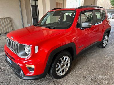 Begagnad Jeep Renegade Limited 130 HK (95 kW) 2021 Röd SUV