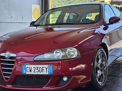 Usata Alfa Romeo 147 Progression 116 CV (85 kW) 2005 Rosso Utilitaria