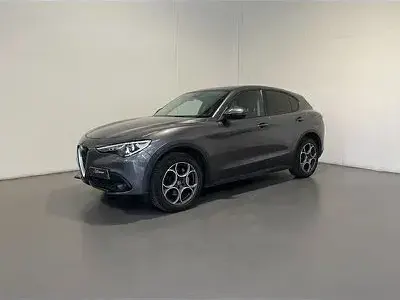 Usata Alfa Romeo Stelvio Super 209 CV (153 kW) 2018 SUV