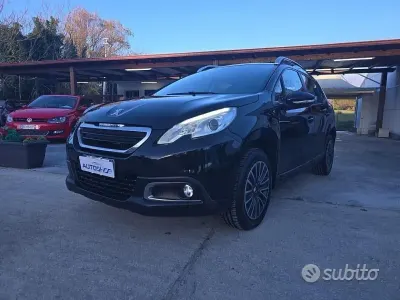 Usata Peugeot 2008 Active 68 CV (50 kW) 2014 Nero SUV