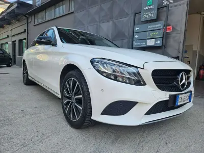 Usata Mercedes C200 Business 160 CV (117 kW) 2020 Bianco Station wagon