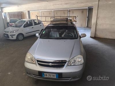 Usata Chevrolet Nubira 109 CV (80 kW) 2006 Grigio Station wagon