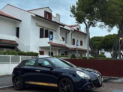 Usata Alfa Romeo Giulietta 105 CV (77 kW) 2012 Blu Utilitaria