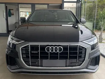 Usata Audi Q8 Design 340 CV (250 kW) 2019 Nero SUV