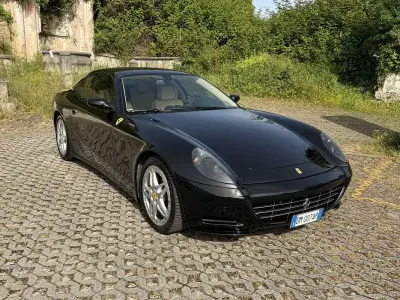 Usata Ferrari 612 540 CV (397 kW) 2007 Nero Coupé