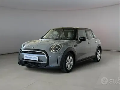 Usata Mini Cooper Classic 136 CV (100 kW) 2022 Grigio Utilitaria