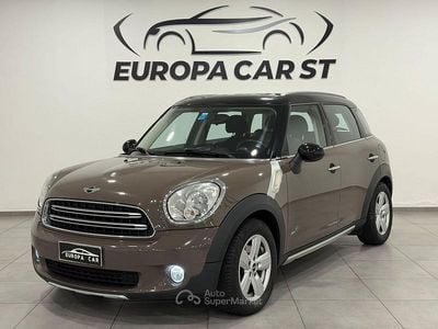 Usata Mini Cooper D Countryman 111 CV (81 kW) 2015 Marrone SUV