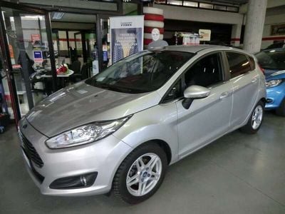 Usata Ford Fiesta Titanium 80 CV (58 kW) 2016 Argento Utilitaria