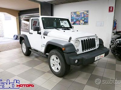 Usata Jeep Wrangler Sport 200 CV (147 kW) 2014 Bianco SUV