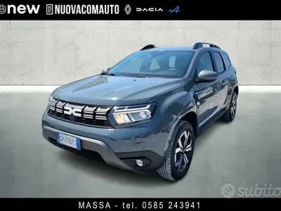 Usata Dacia Duster Journey 101 CV (74 kW) 2023 Grigio road  tinta opaca SUV