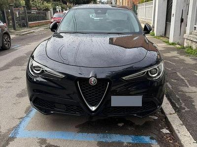 Usata Alfa Romeo Stelvio Business 160 CV (117 kW) 2019 Nero SUV
