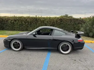 Usata Porsche 996 320 CV (235 kW) 2001 Nero Coupé