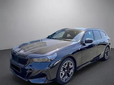 Usata BMW 520 M Sport 197 CV (144 kW) 2025 Grigio brokling Station wagon