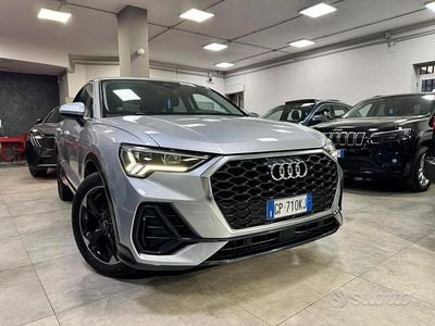 Käytetty Audi Q3 Comfort 150 HP (110 kW) 2022 Harmaa Katumaasturi