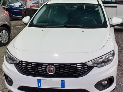 Usata Fiat Tipo Easy 95 CV (69 kW) 2017 Bianco Berlina