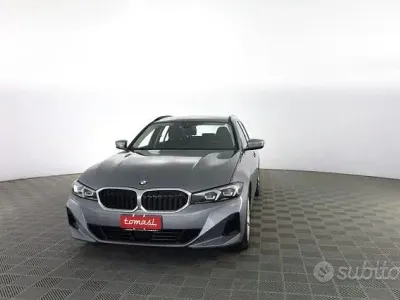 Usata BMW 320 Efficient Dynamics 190 CV (139 kW) 2023 Grigio Station wagon