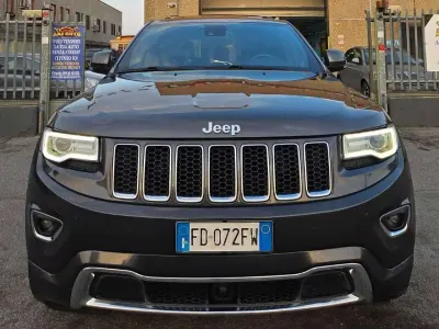 Usata Jeep Grand Cherokee Overland 241 CV (177 kW) 2016 Grigio SUV