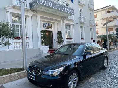 Usata BMW 530 231 CV (169 kW) 2006 Nero Berlina