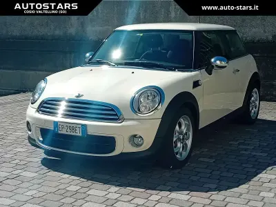 Usata Mini ONE 98 CV (72 kW) 2013 Beige Utilitaria