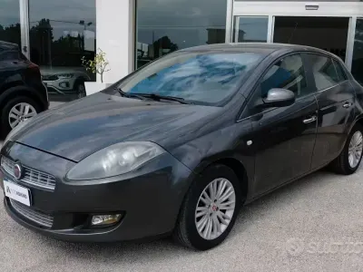 Usata Fiat Bravo Emotion 105 CV (77 kW) 2010 Grigio Utilitaria
